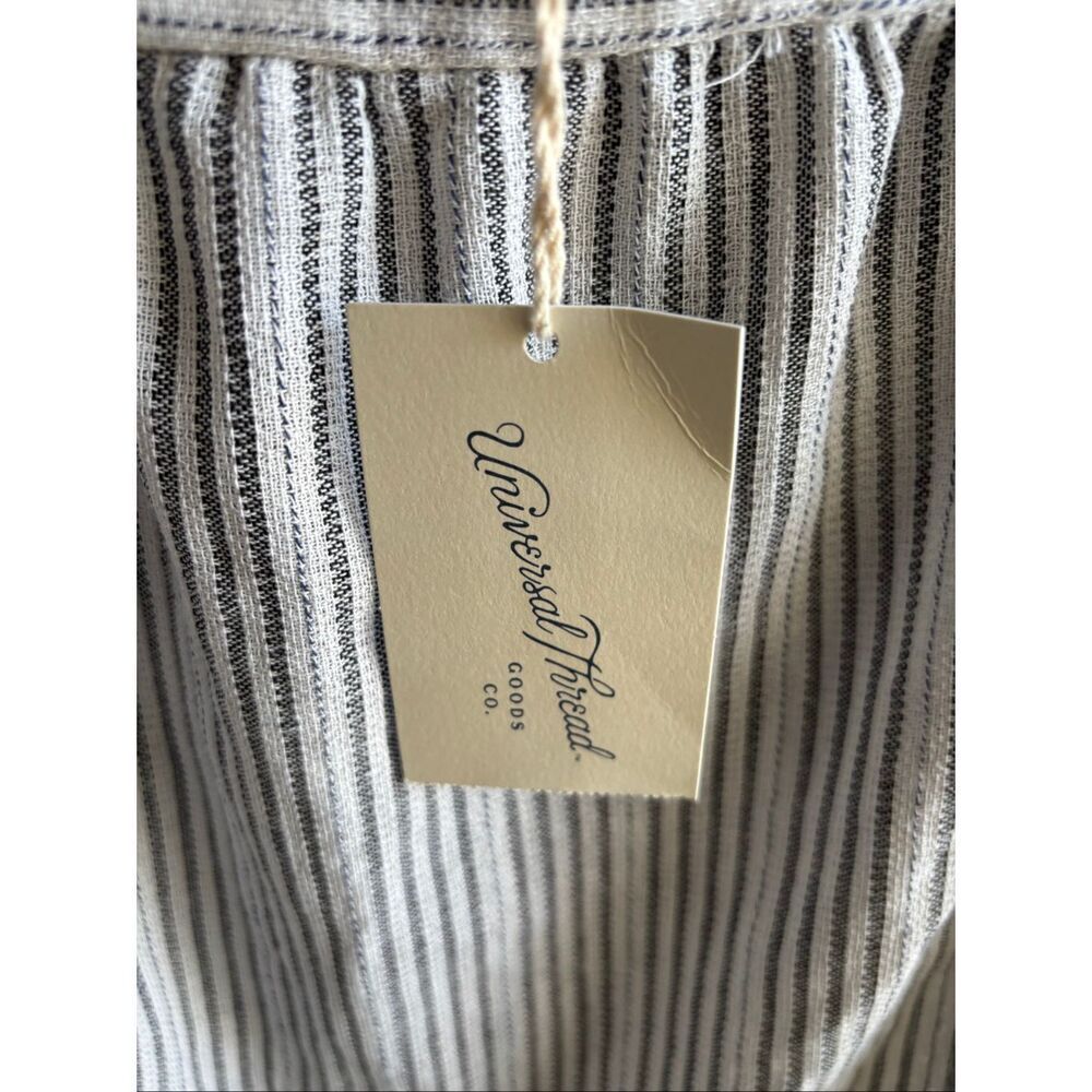 ❤️Universal Thread Boho Top - Picture 3 of 4